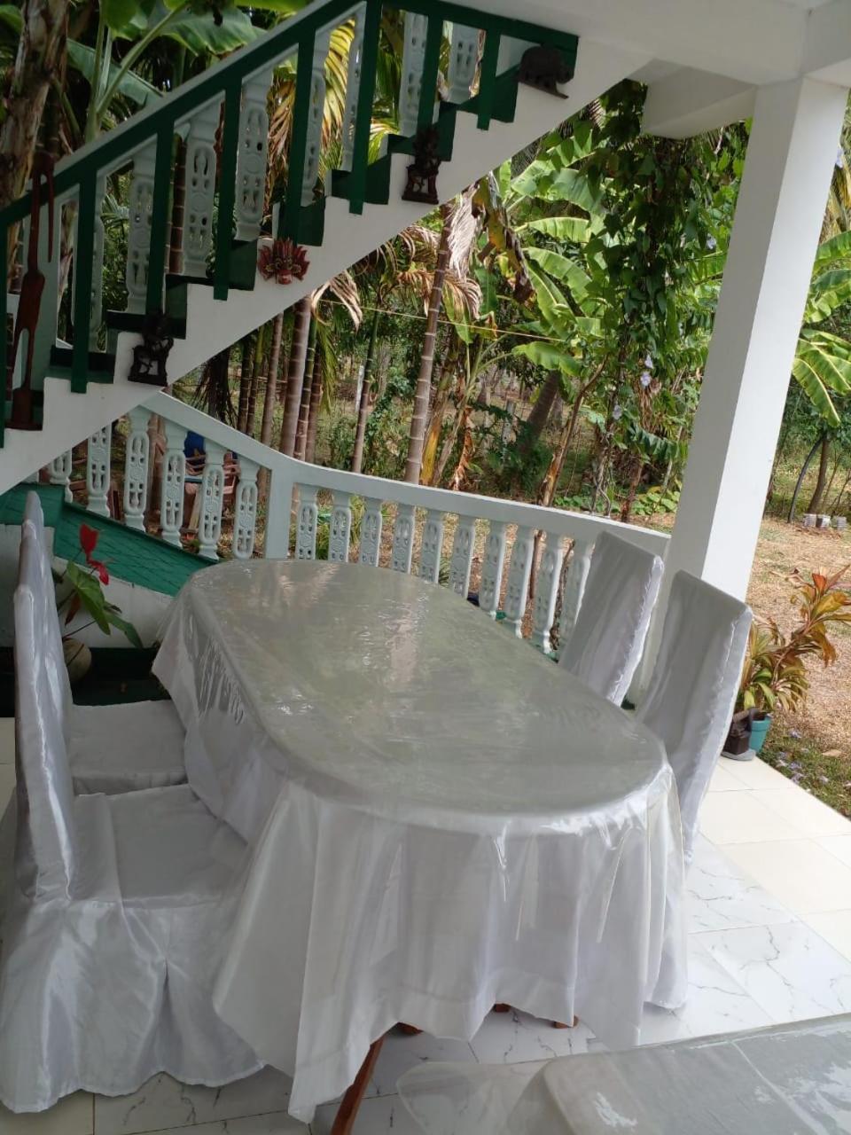 Lake Edge Dambulla Exterior photo